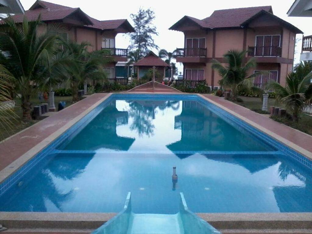 Mersing Beach Resort Екстер'єр фото