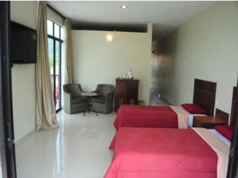 Mersing Beach Resort Екстер'єр фото